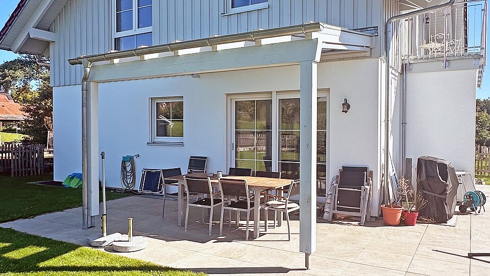 überdachte Terrasse