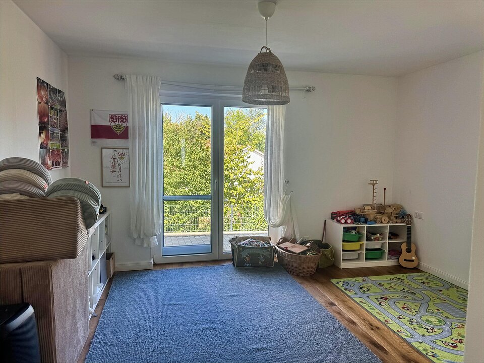 Schlafzimmer/Arbeitszimmer im Erdgeschoss