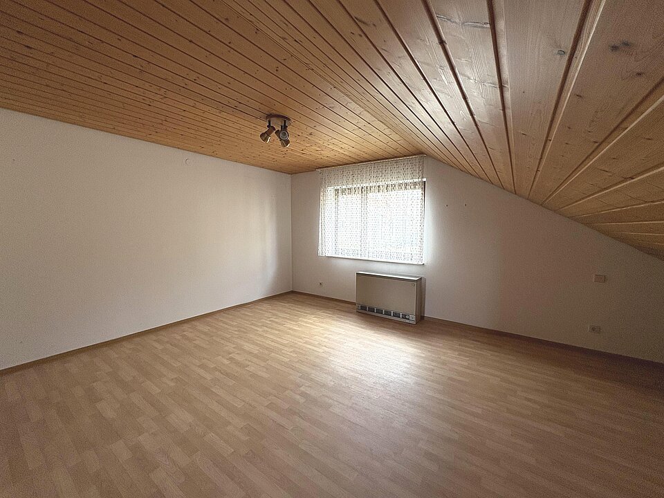 Schlafzimmer DG