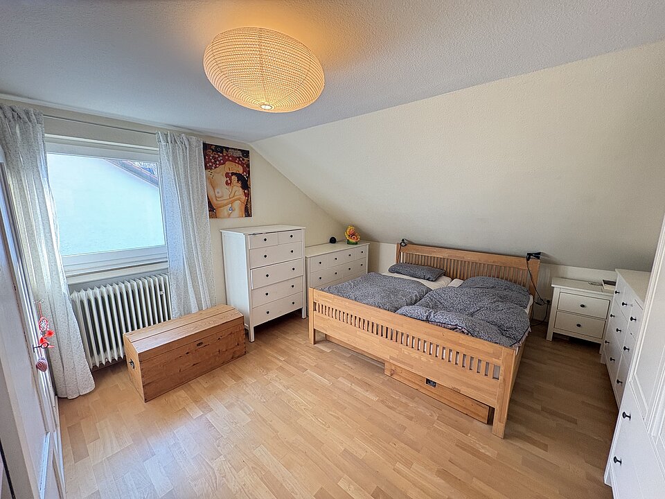 Schlafzimmer DG