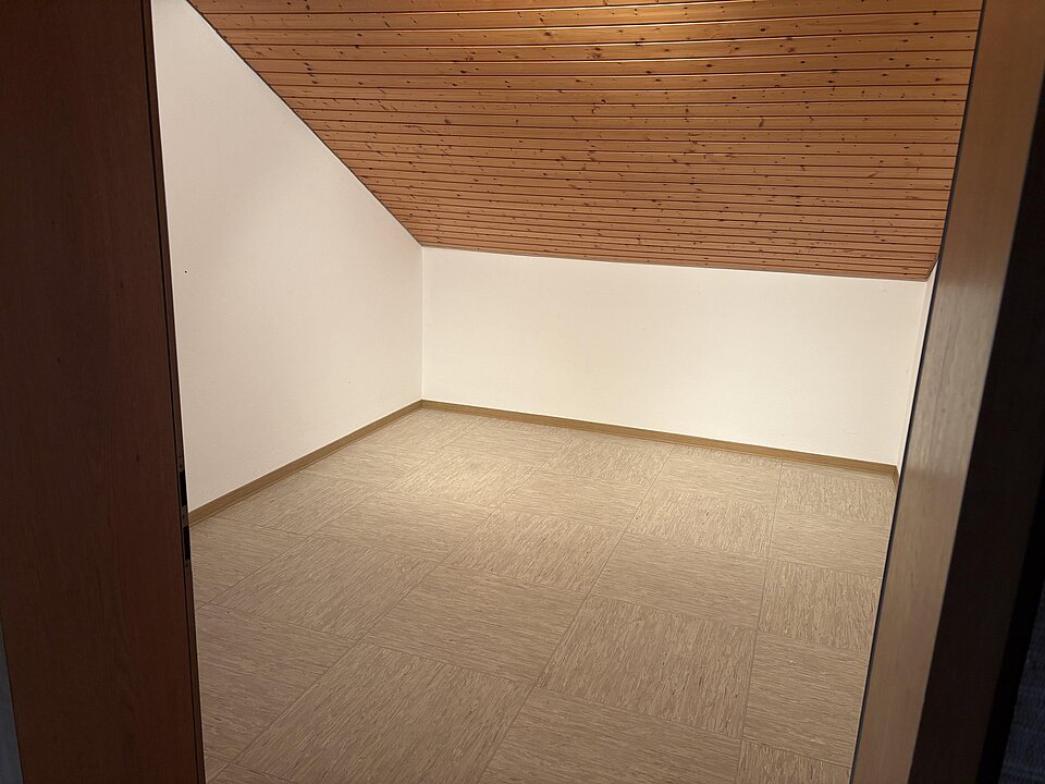 ausgebautes Zimmer im DG