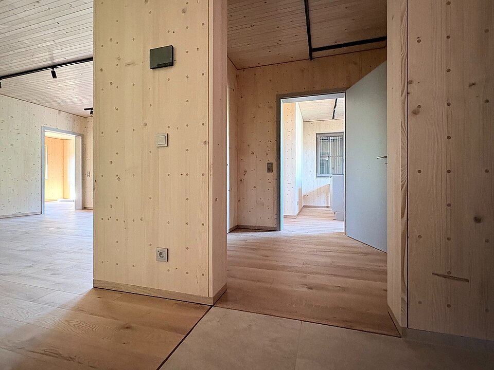 Eingang, Garderobe