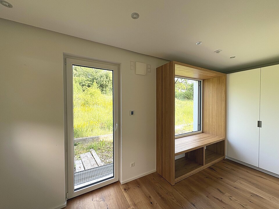 Büro mit Sitzfenster