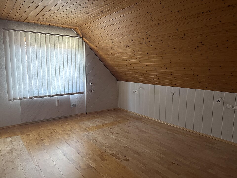 Schlafzimmer 1. DG