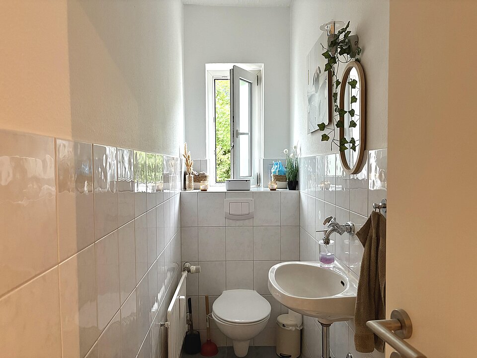 Sep. WC OG-Wohnung rechts